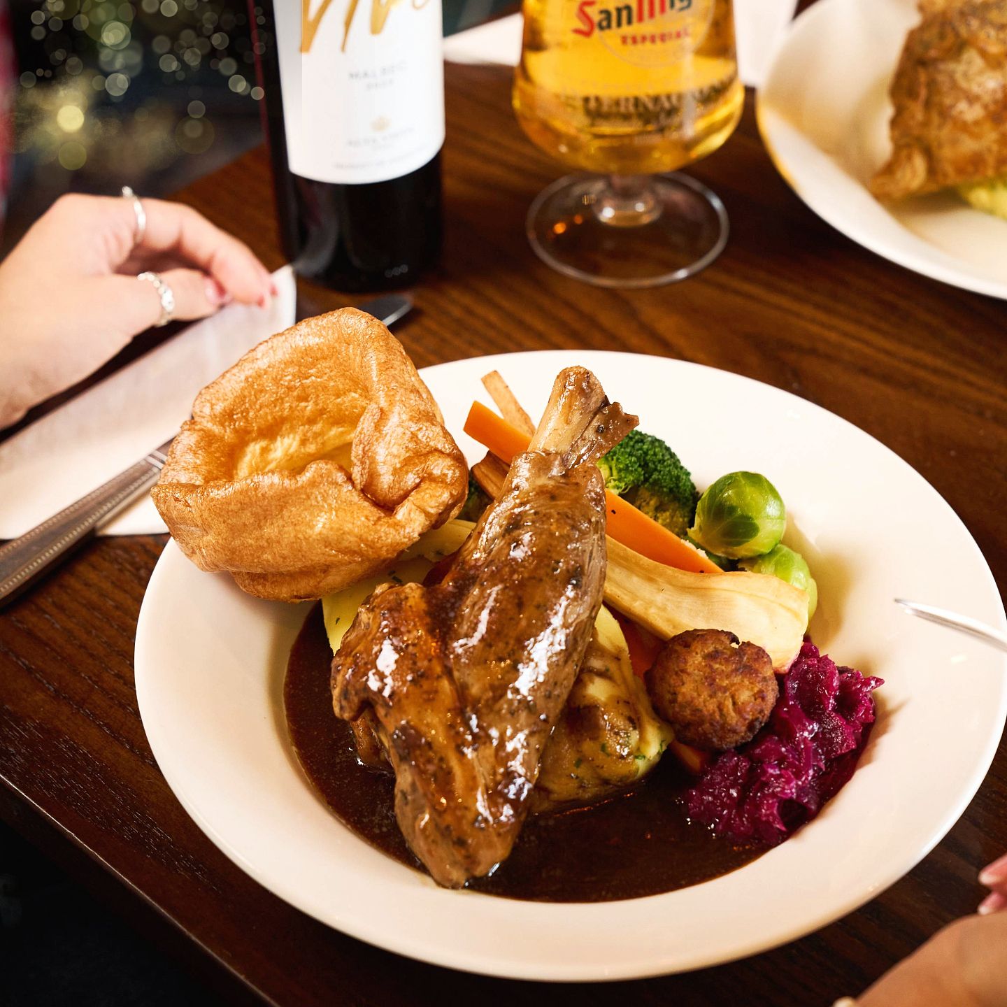 Christmas Day 2025 Lunch, Dinner & Dining at The Swan in Kingswinford